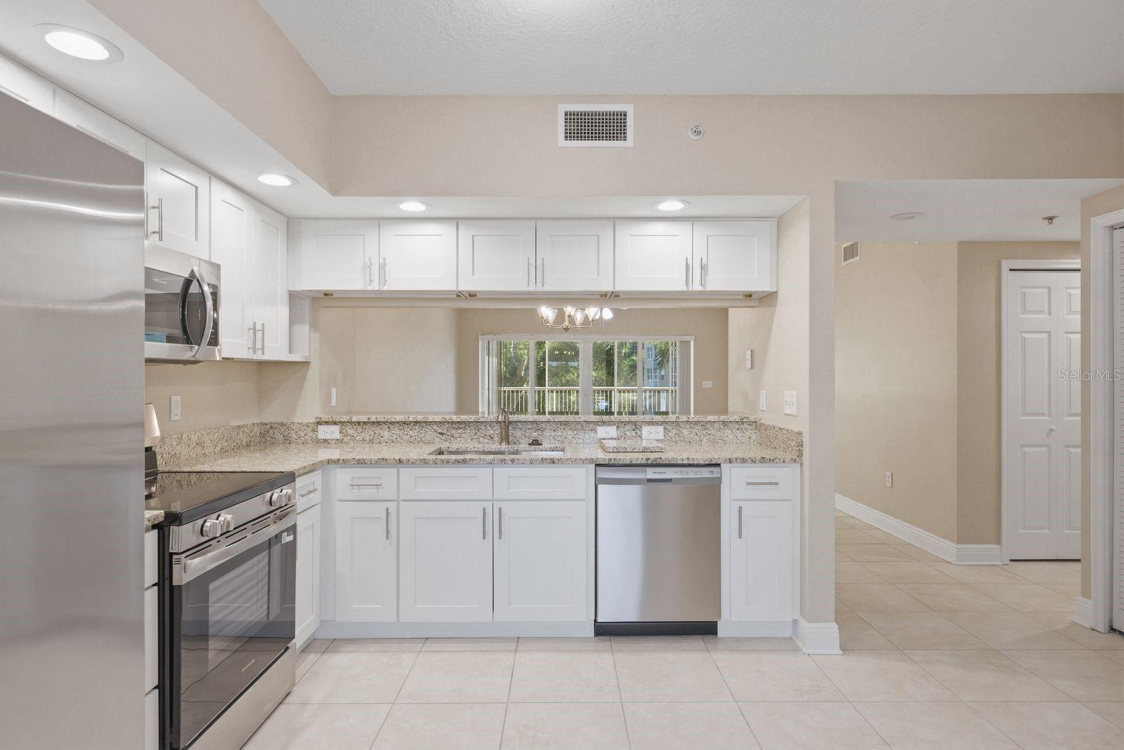 960 STARKEY RD #5105, LARGO, FL — photo 12