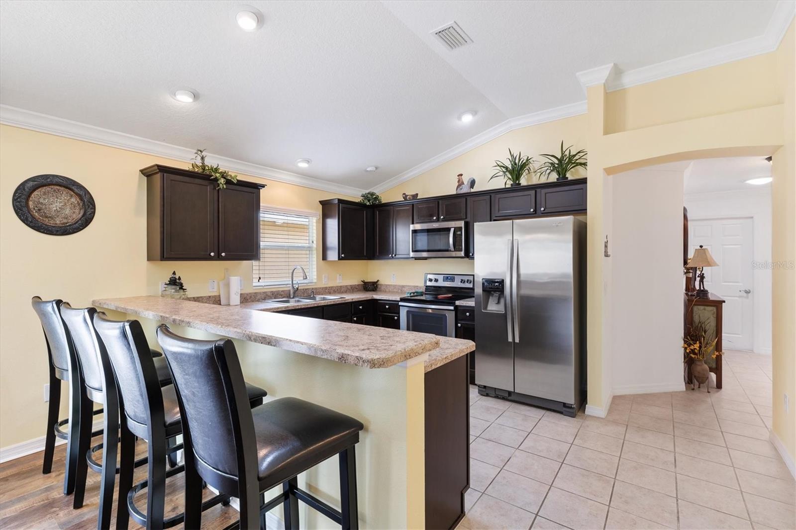 3025 BARTOW LN, THE VILLAGES, FL — photo 6
