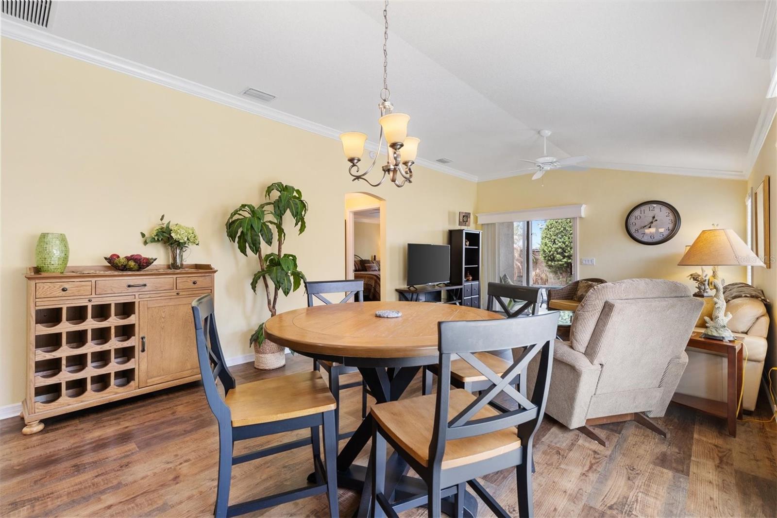 3025 BARTOW LN, THE VILLAGES, FL — photo 10