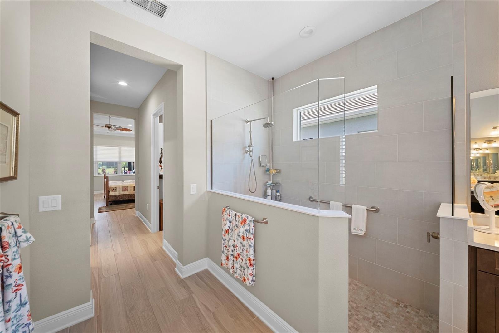21244 HOLMES CIR, VENICE, FL — photo 40