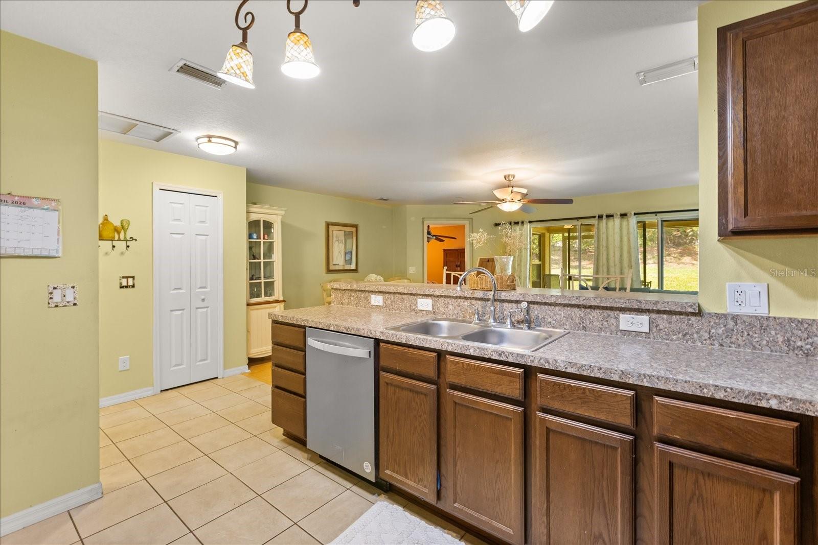 26921 WHITE PLAINS WAY, LEESBURG, FL — photo 17