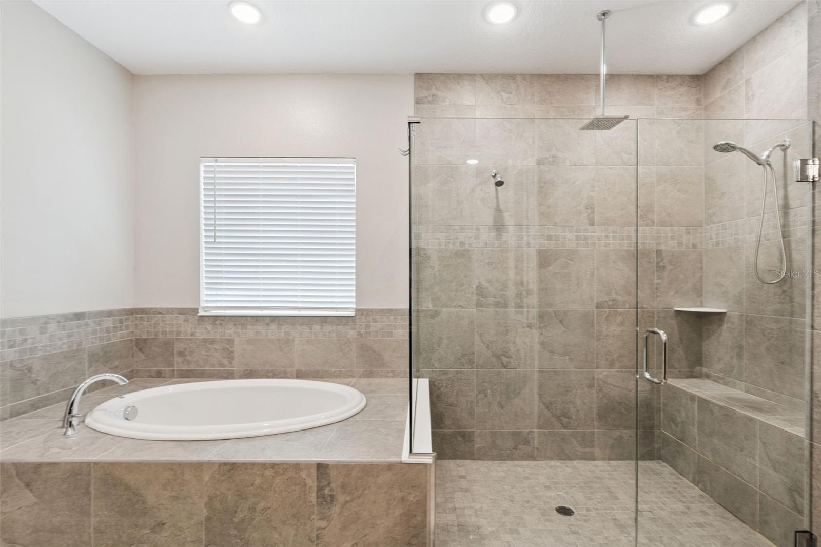 714 OAKS SHORES RD, LEESBURG, FL — photo 46