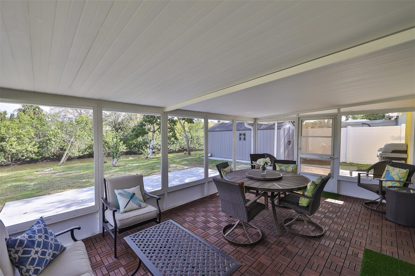 128 LOOKOUT DR, APOLLO BEACH, FL — photo 28