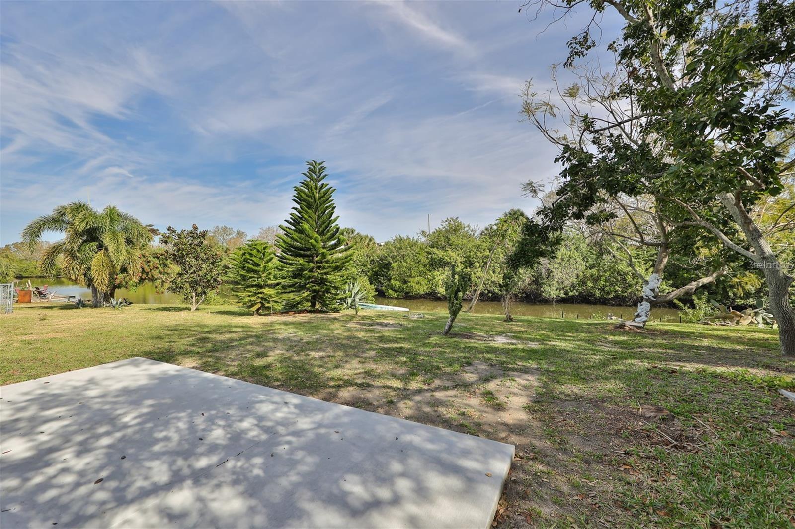 128 LOOKOUT DR, APOLLO BEACH, FL — photo 34