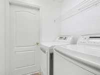 4326 HAMMERSMITH DR — photo 46