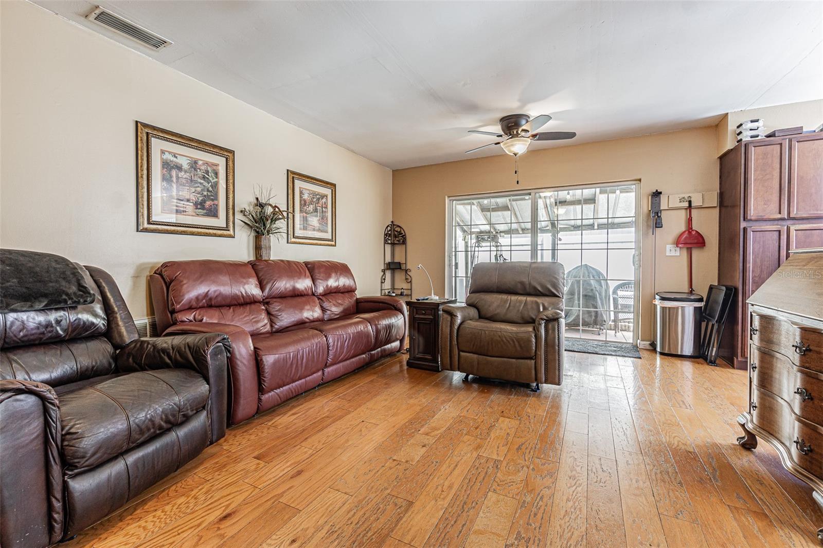 7348 BROOKVIEW CIR, TAMPA, FL — photo 14