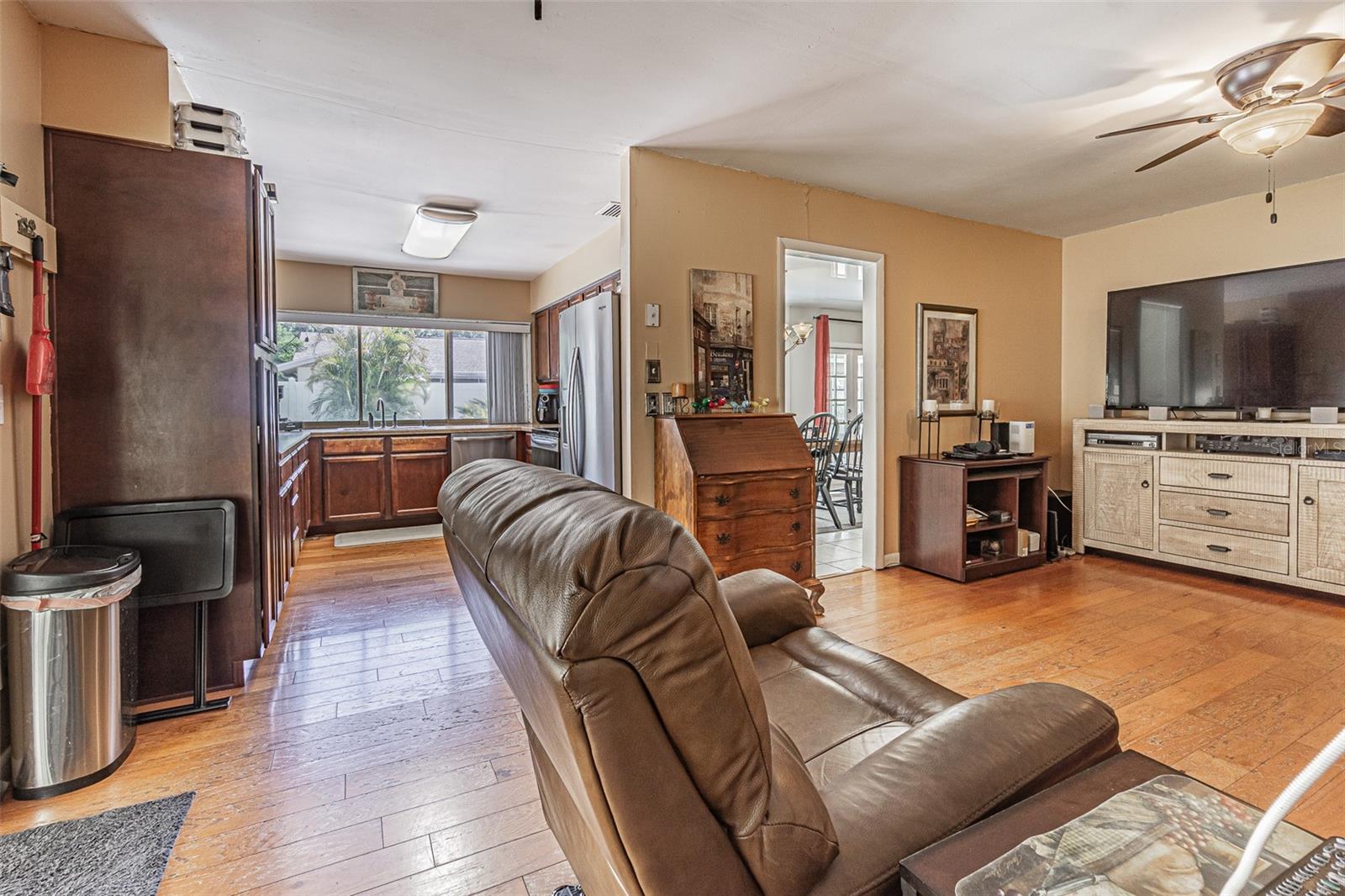7348 BROOKVIEW CIR, TAMPA, FL — photo 15