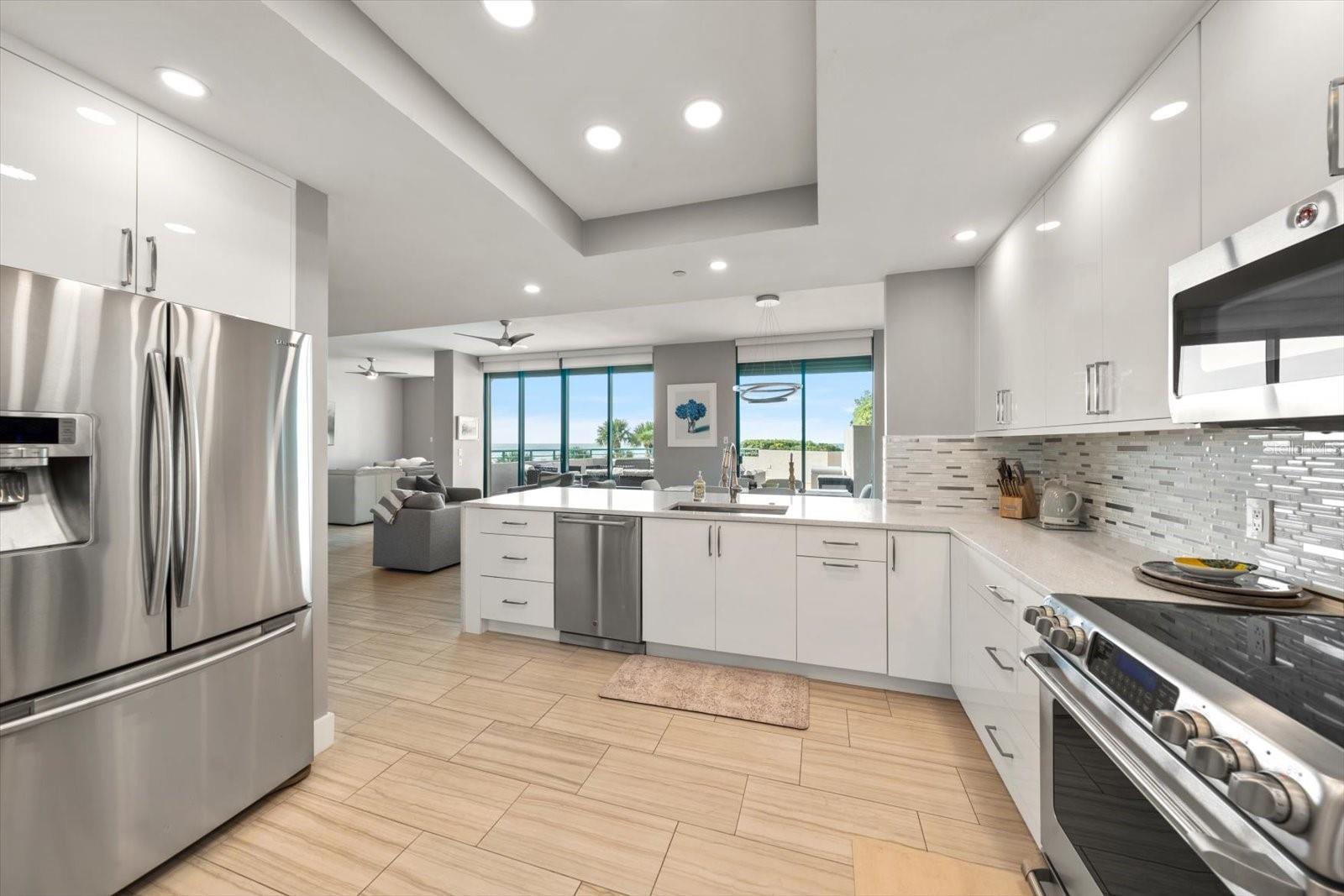 1560 GULF BLVD #304, CLEARWATER, FL — photo 7