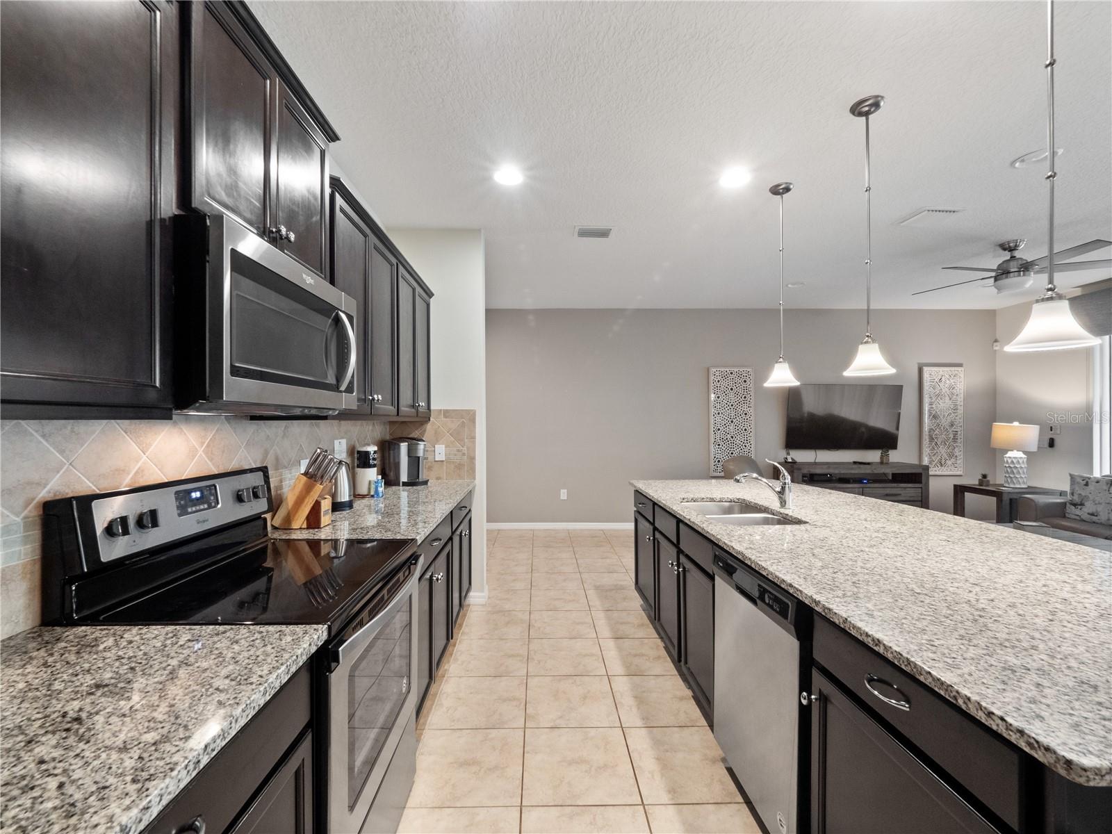8867 GENEVE CT, KISSIMMEE, FL — photo 7