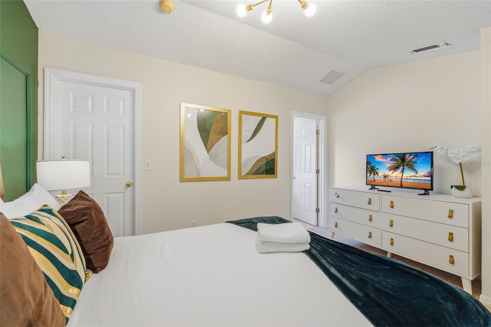 8426 SECRET KEY CV, KISSIMMEE, FL — photo 28