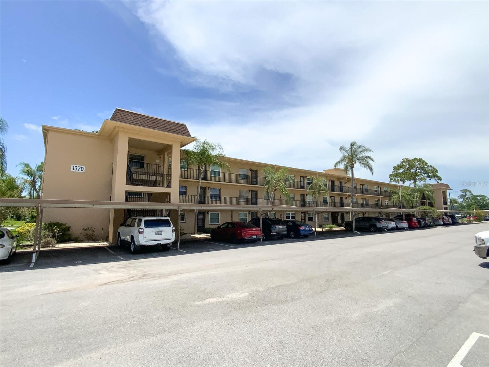 1370 HEATHER RIDGE BLVD #204, DUNEDIN, FL