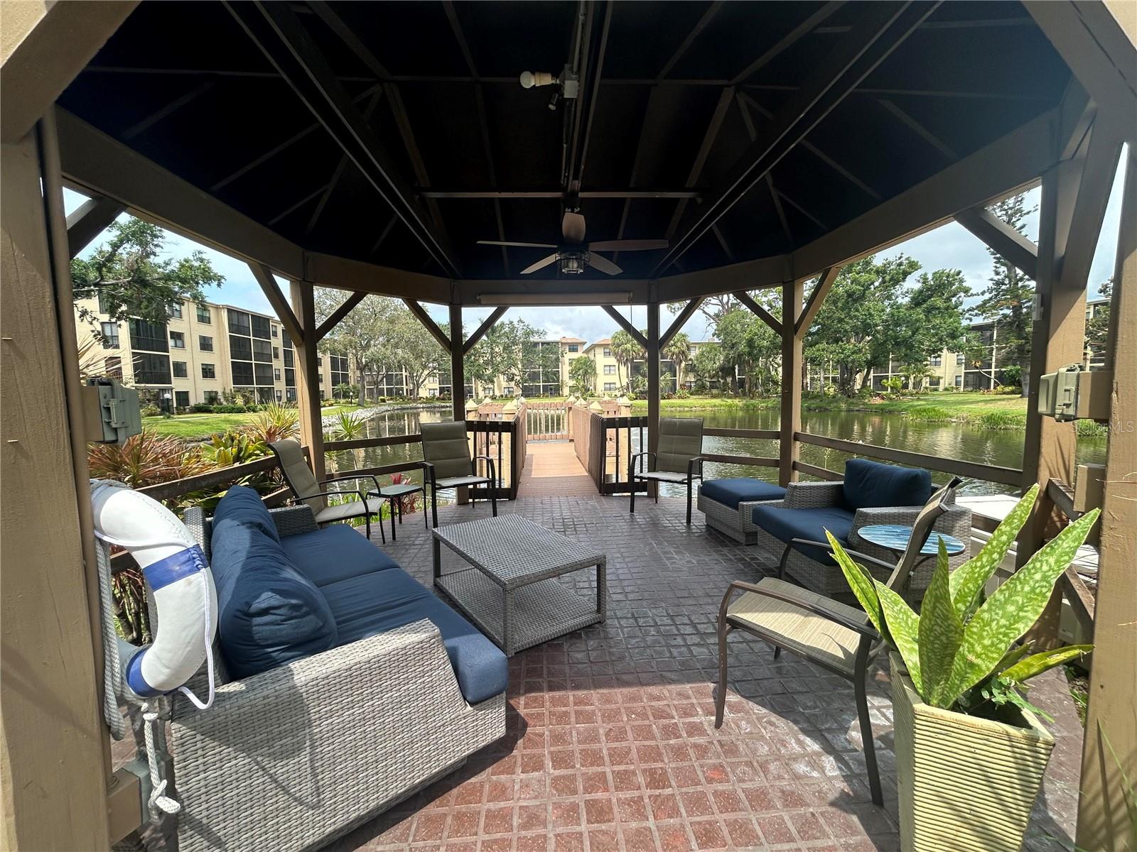 515 W 30TH AVE #405-H, BRADENTON, FL — photo 16