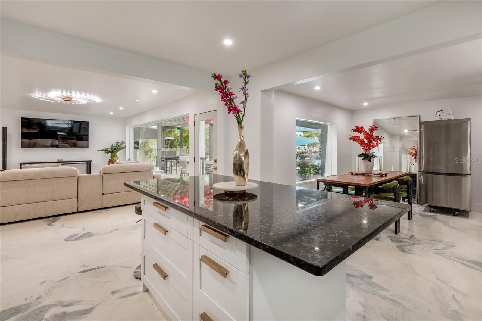 2216 S OCCIDENT ST, TAMPA, FL — photo 15