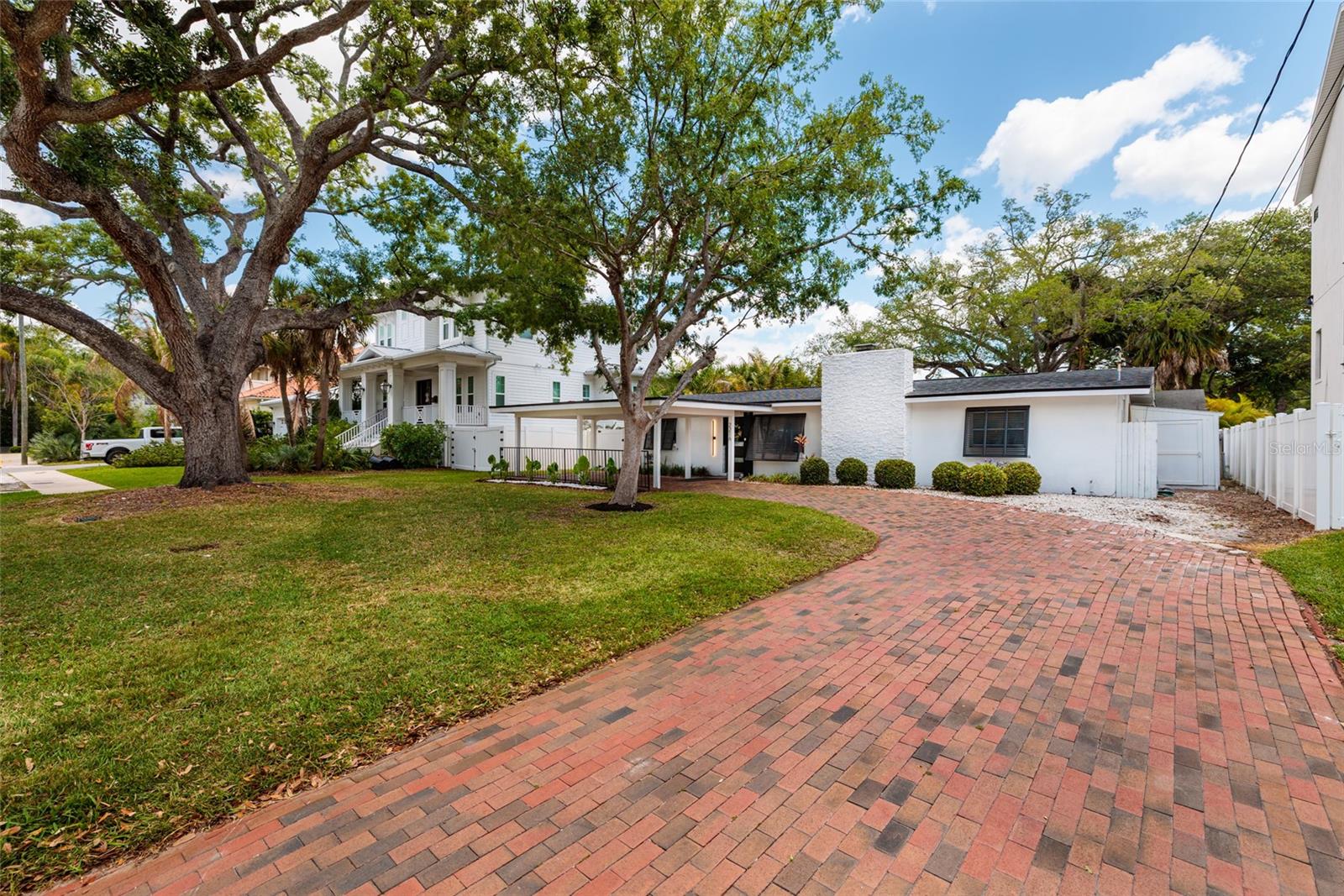 2216 S OCCIDENT ST, TAMPA, FL — photo 47
