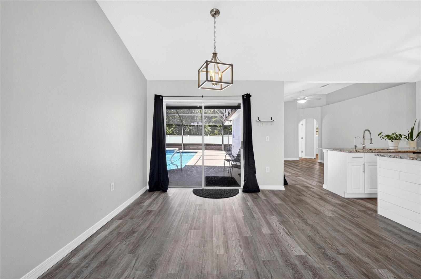 718 TOULON DR, KISSIMMEE, FL — photo 9