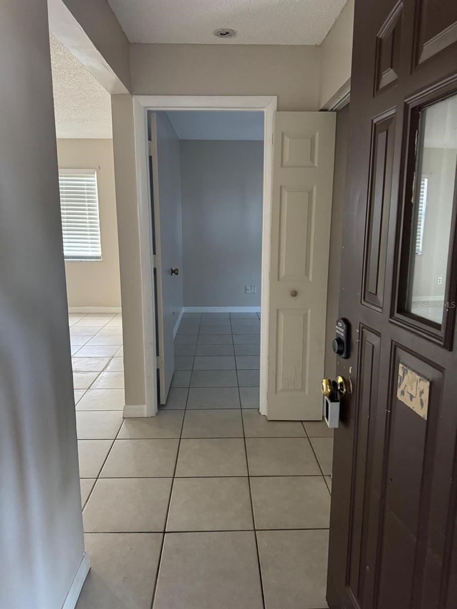 2416 SE GARDEN TER #203, PORT ST LUCIE, FL — photo 2