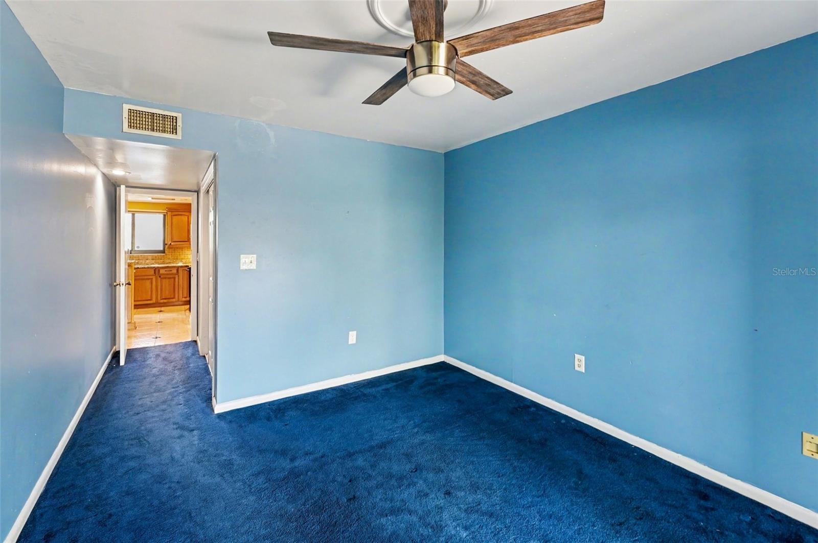 10755 VILLAGE CLUB CIR N #101, ST PETERSBURG, FL — photo 17