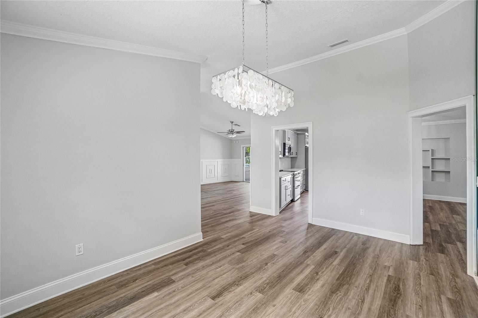 5609 EXECUTIVE DR, NEW PORT RICHEY, FL — photo 10