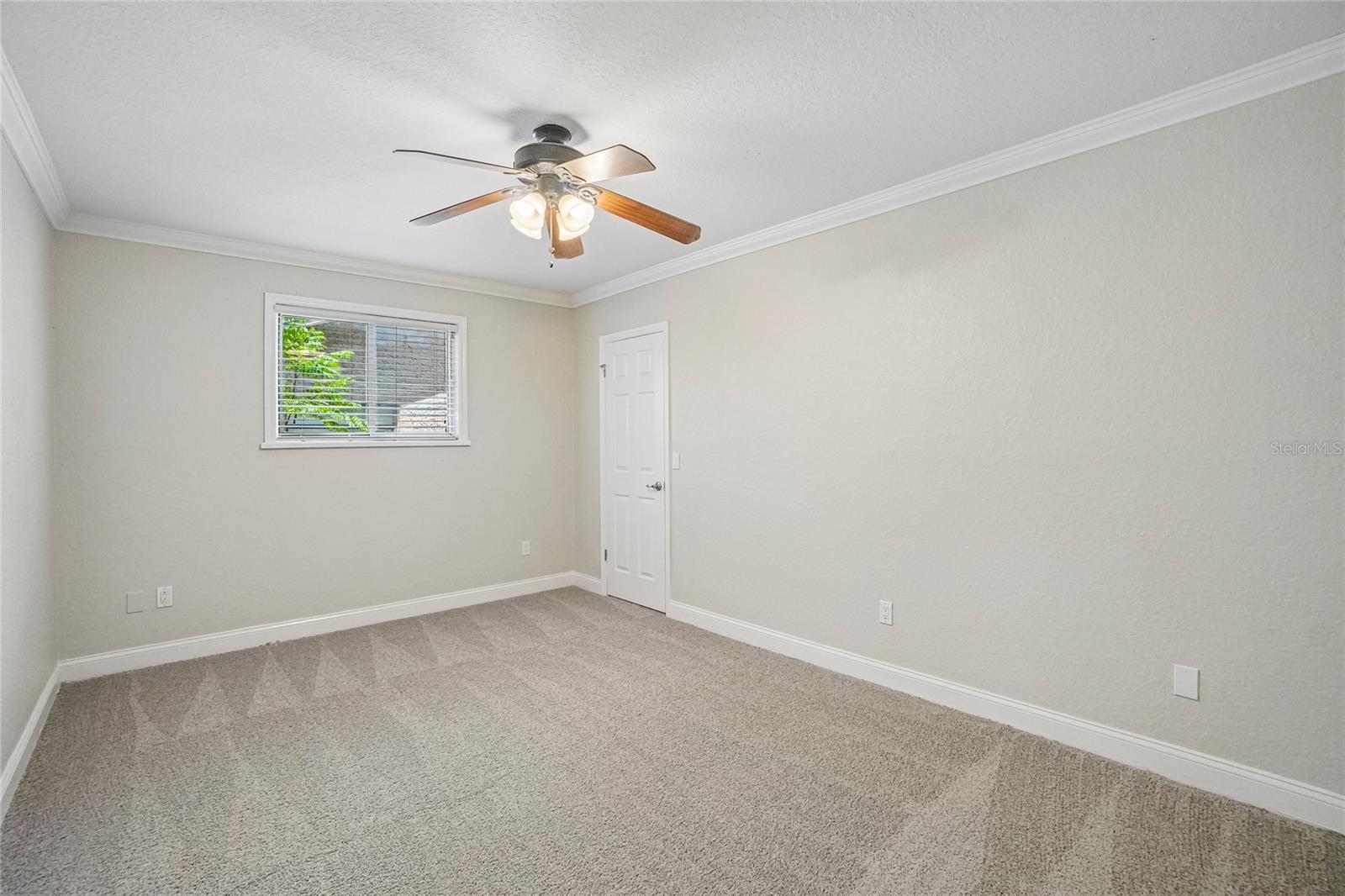 5609 EXECUTIVE DR, NEW PORT RICHEY, FL — photo 11