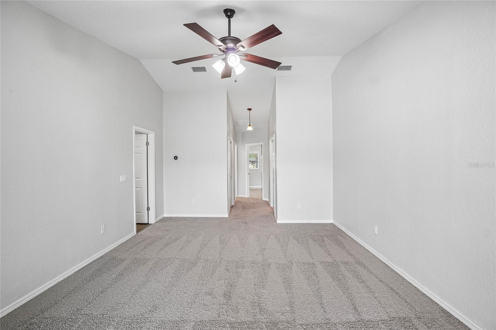 5609 EXECUTIVE DR, NEW PORT RICHEY, FL — photo 15