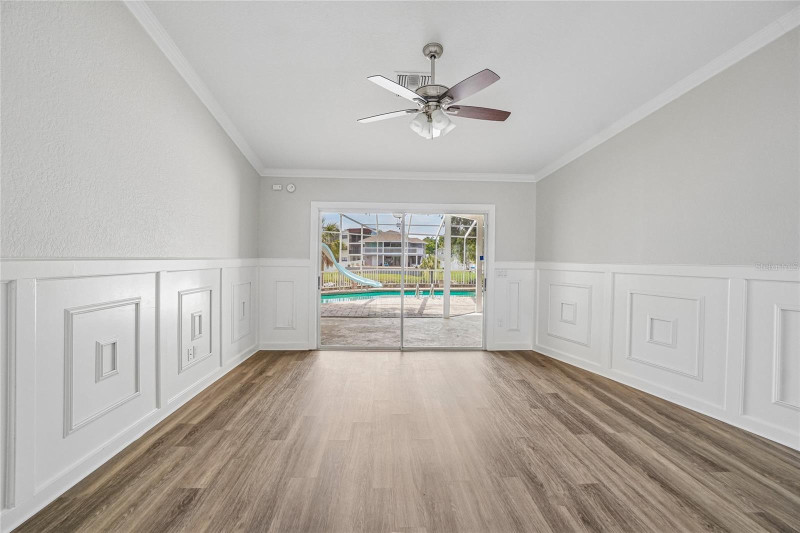 5609 EXECUTIVE DR, NEW PORT RICHEY, FL — photo 16