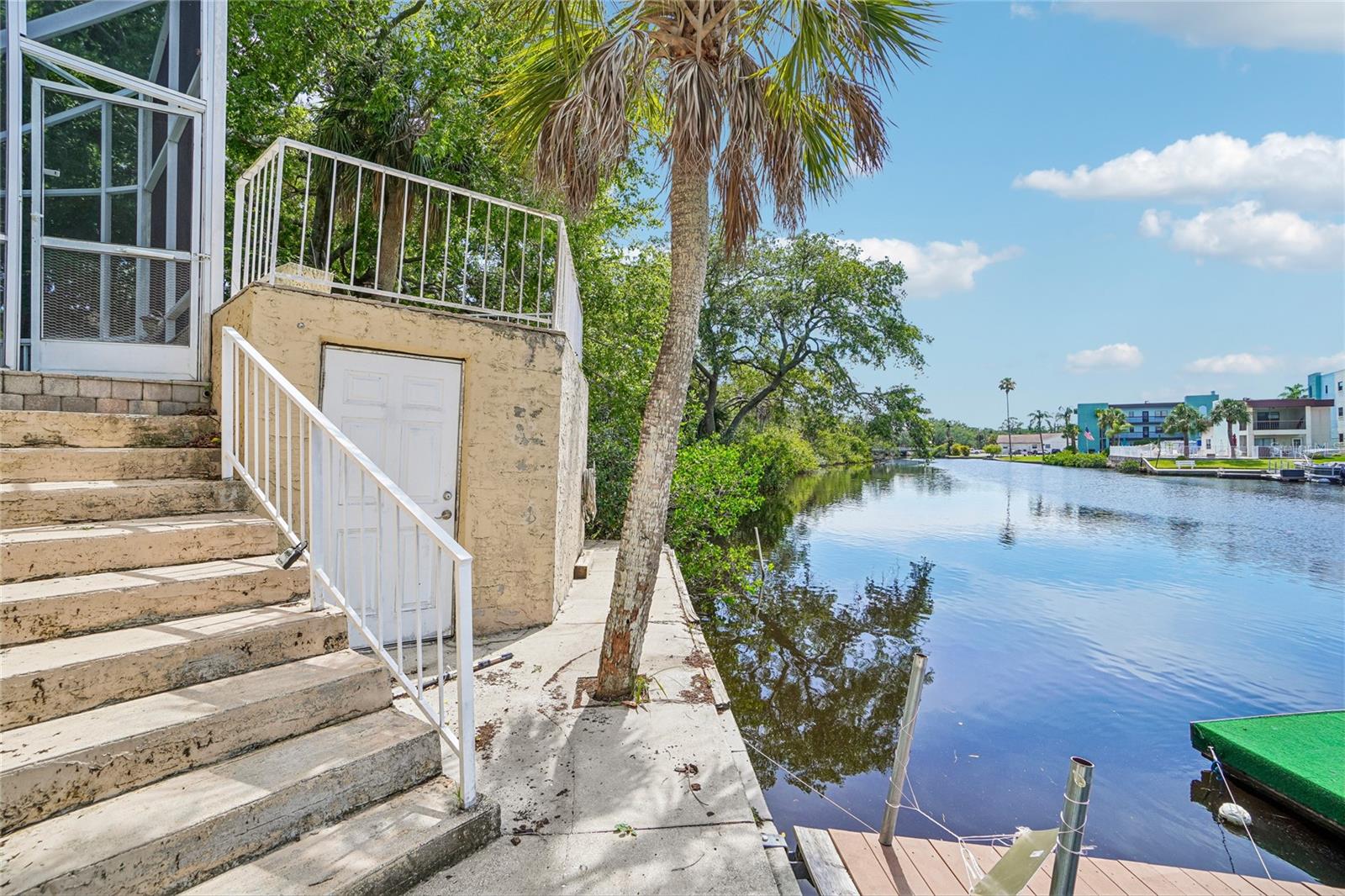 5609 EXECUTIVE DR, NEW PORT RICHEY, FL — photo 19