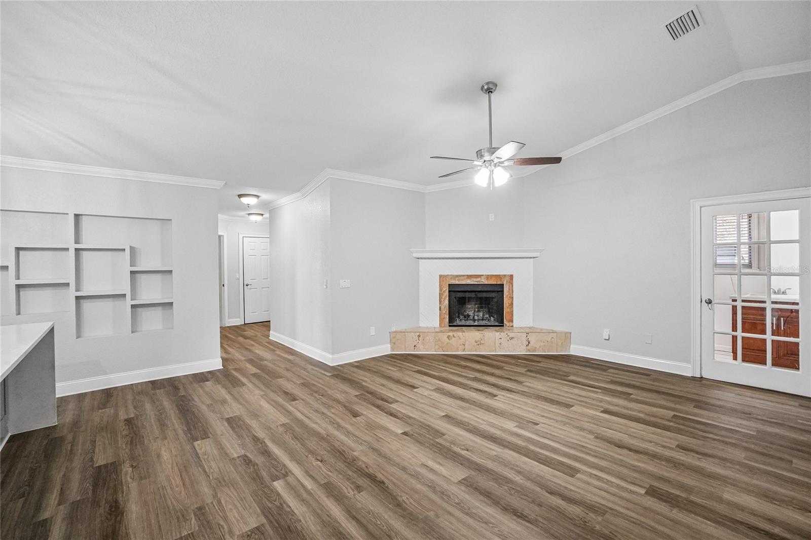 5609 EXECUTIVE DR, NEW PORT RICHEY, FL — photo 23
