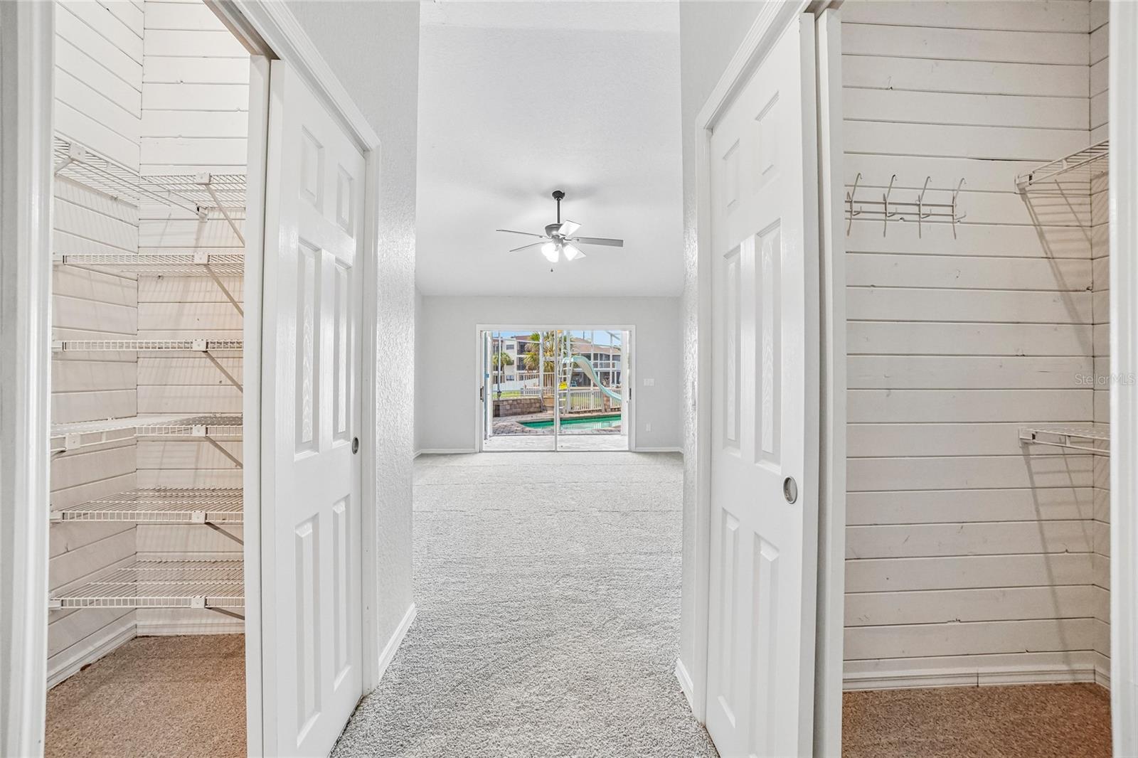 5609 EXECUTIVE DR, NEW PORT RICHEY, FL — photo 32