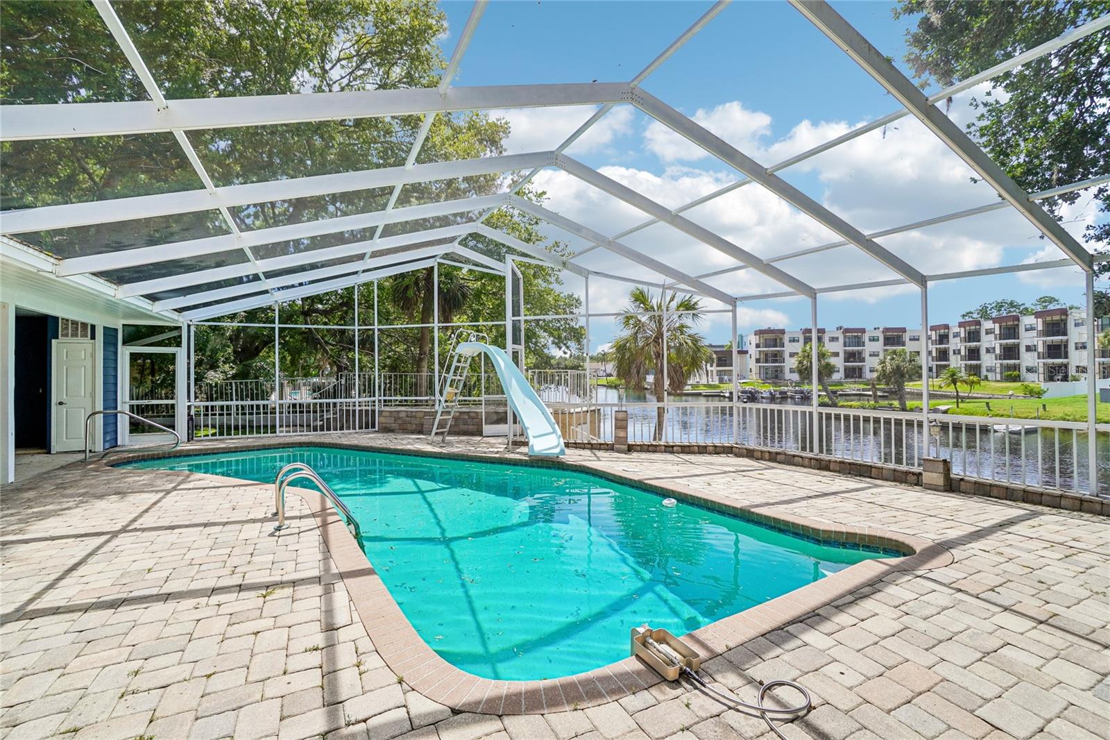 5609 EXECUTIVE DR, NEW PORT RICHEY, FL — photo 61