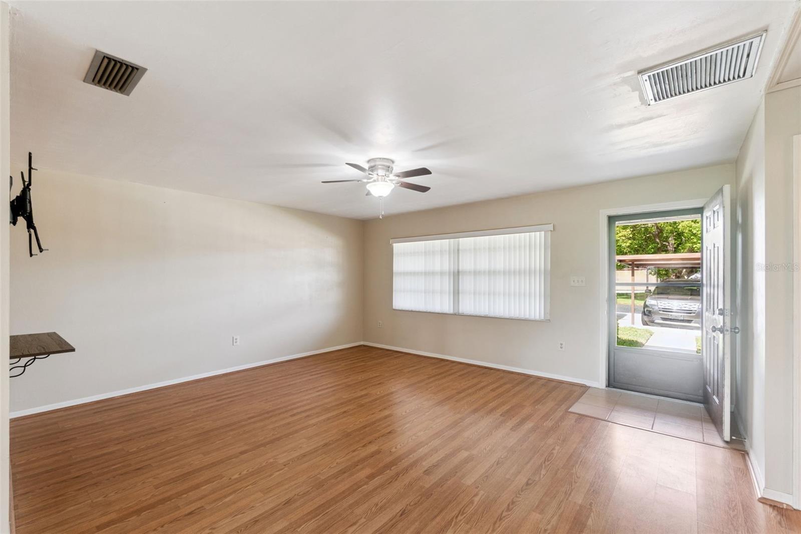 12418 ORANGEWOOD CIR, TAVARES, FL — photo 7