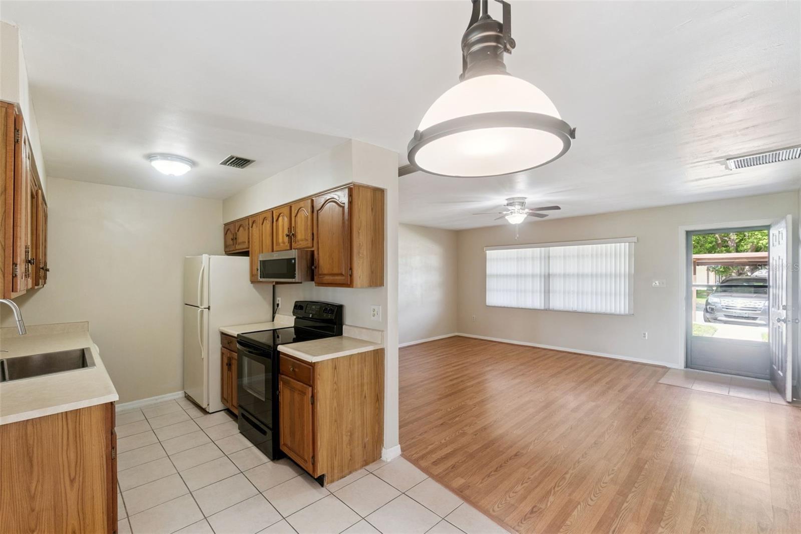 12418 ORANGEWOOD CIR, TAVARES, FL — photo 10