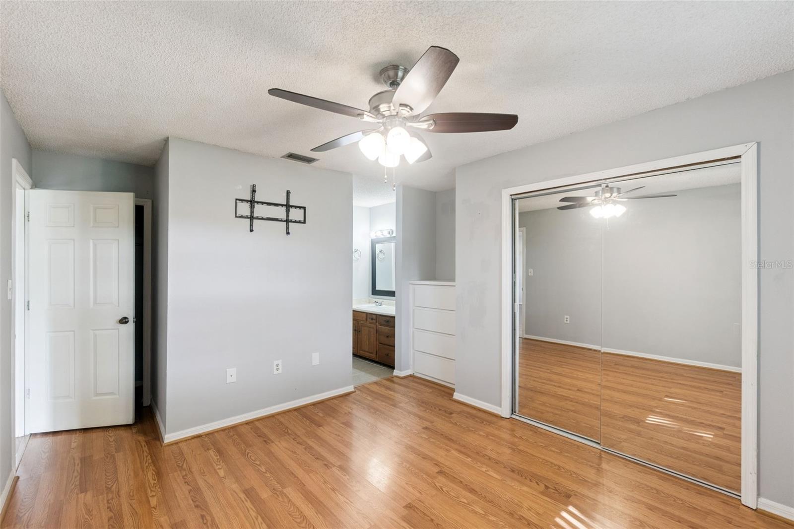 12418 ORANGEWOOD CIR, TAVARES, FL — photo 30