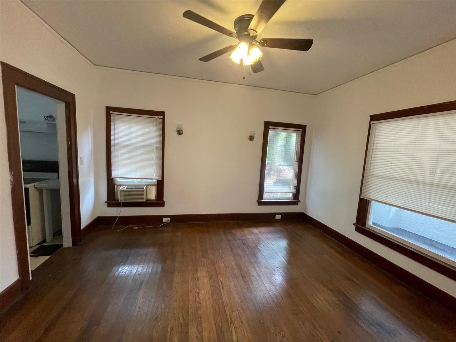 2635 W UNIVERSITY AVE, GAINESVILLE, FL — photo 5