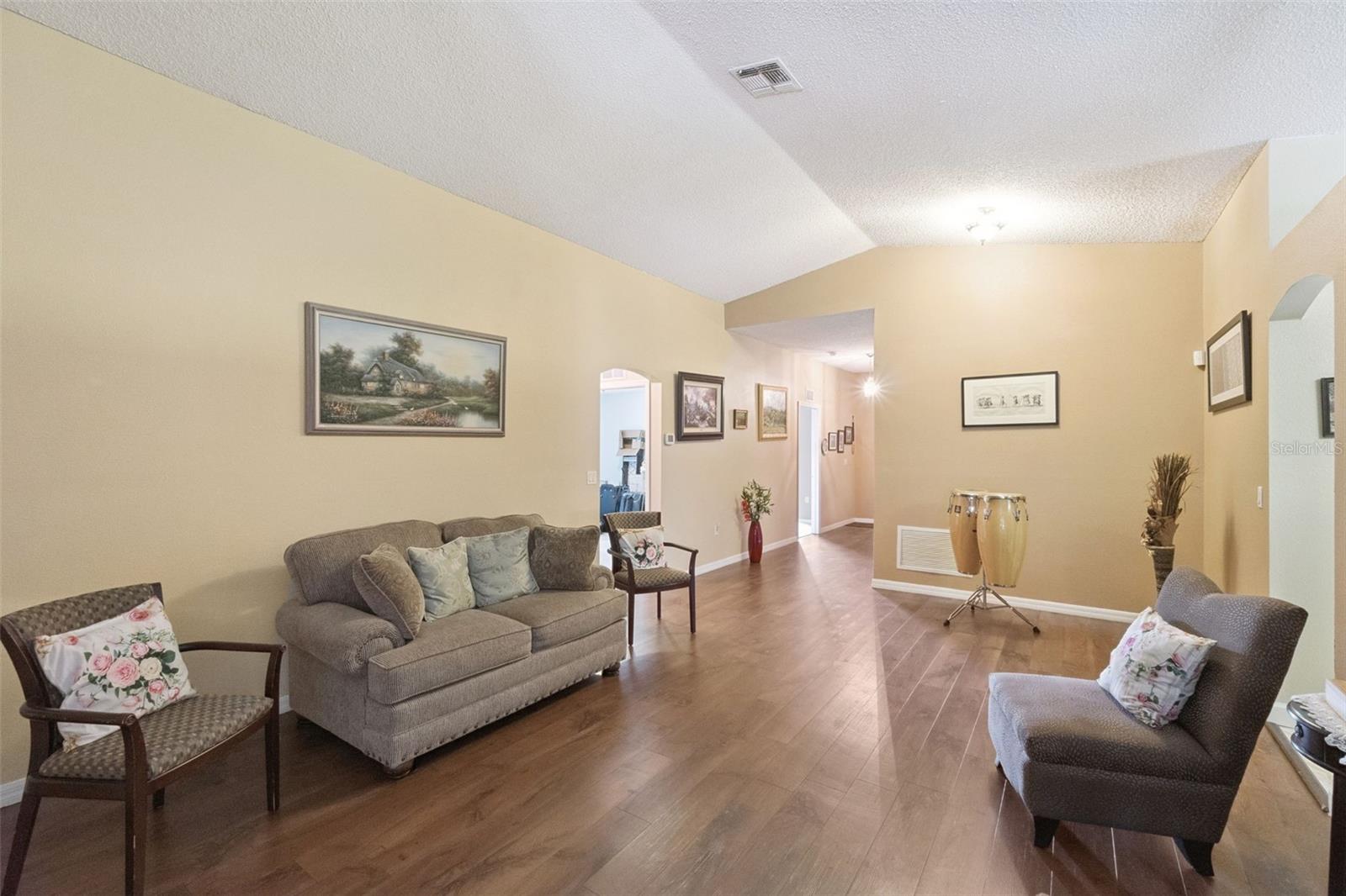 1504 FORT MEADE PL, KISSIMMEE, FL — photo 2
