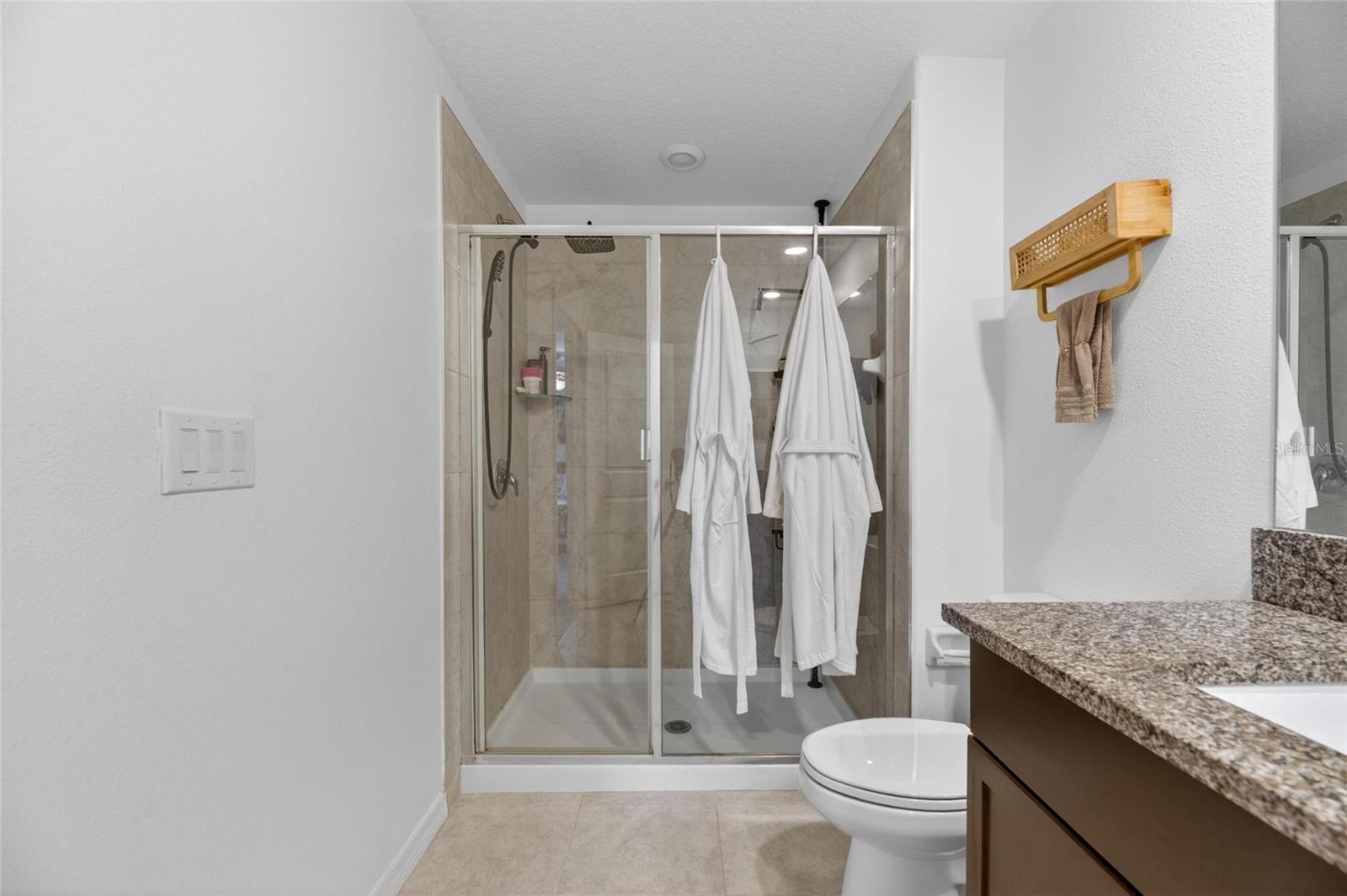 5084 FORUM BLVD, HOLIDAY, FL — photo 44