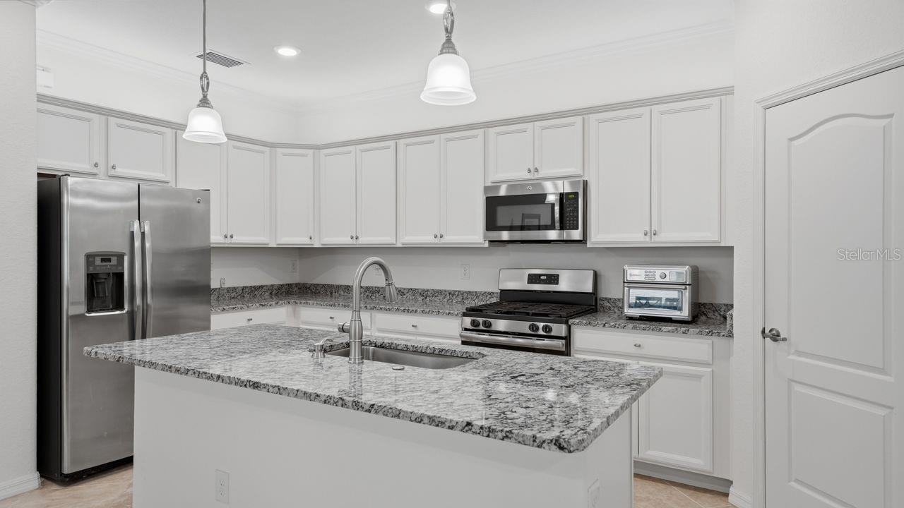 17007 BLUE RIDGE PL, BRADENTON, FL — photo 11