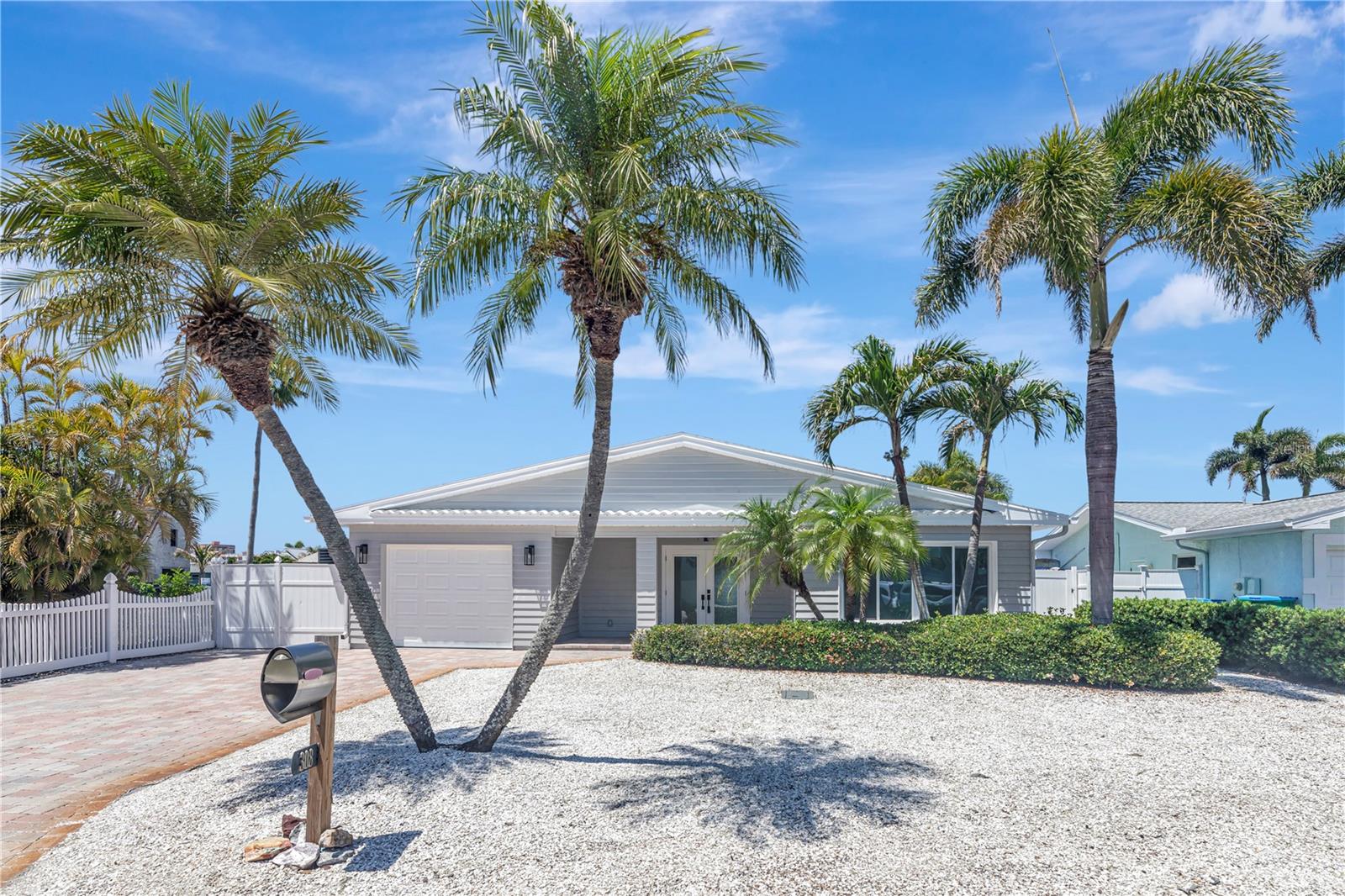 308 173RD AVE E, NORTH REDINGTON BEACH, FL