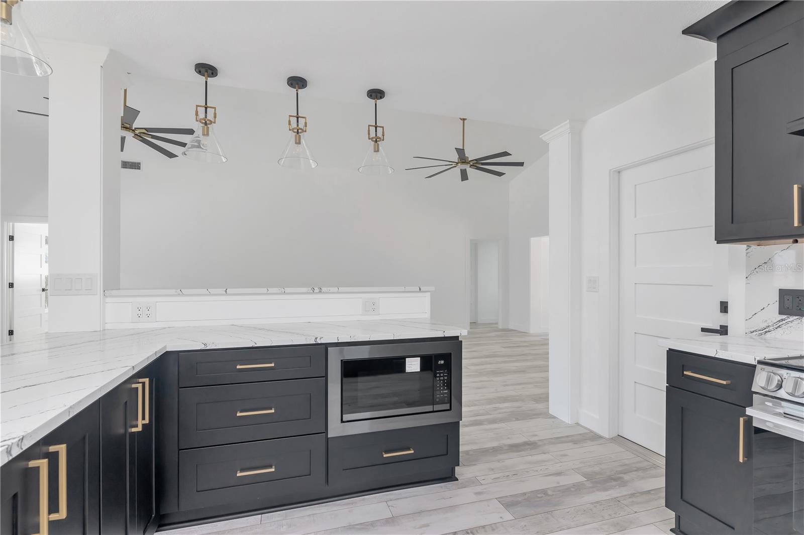 308 173RD AVE E, NORTH REDINGTON BEACH, FL — photo 10