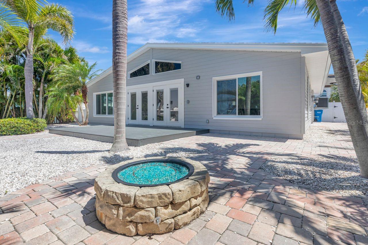 308 173RD AVE E, NORTH REDINGTON BEACH, FL — photo 34