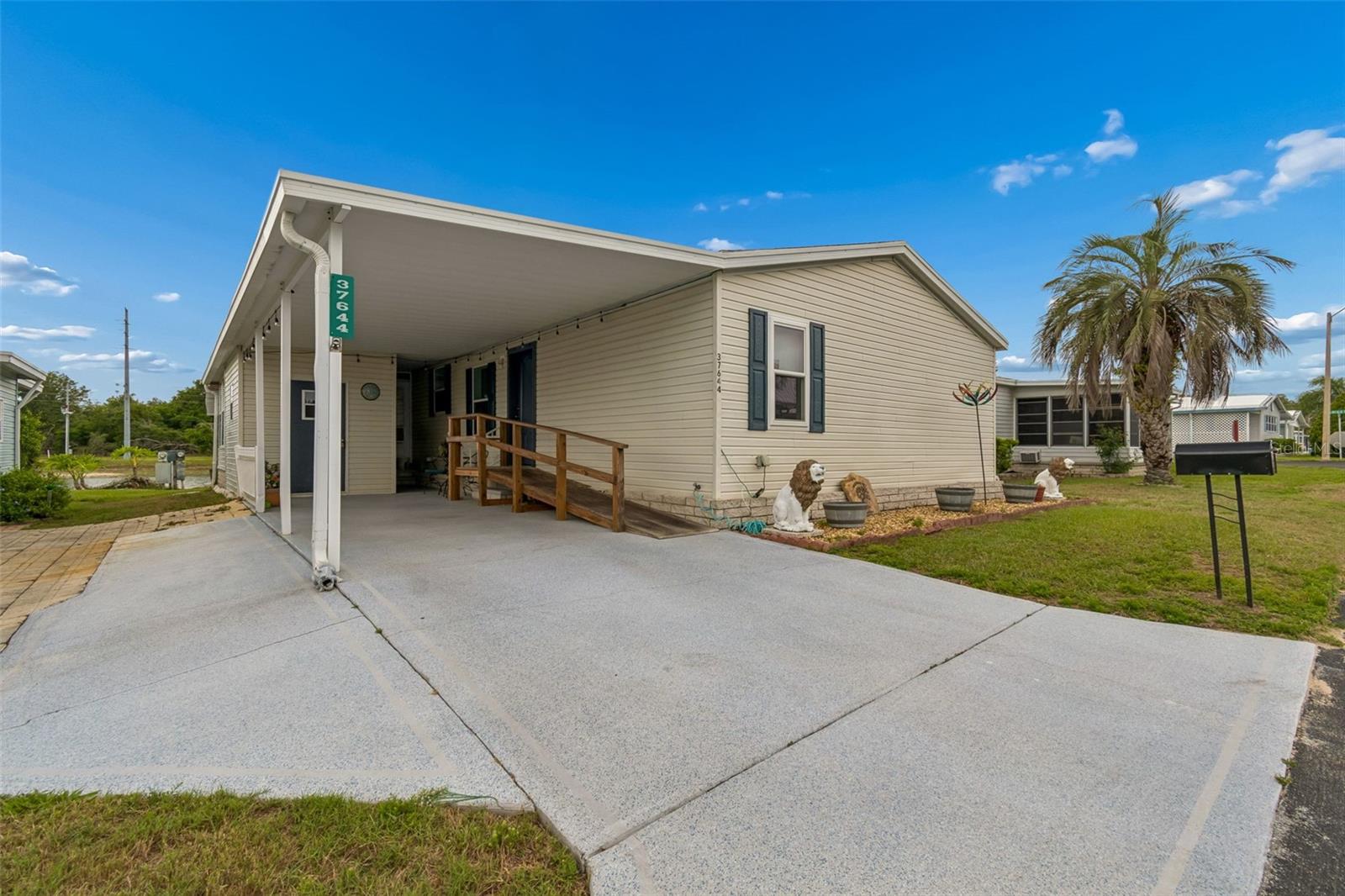 37644 PINATA AVE, ZEPHYRHILLS, FL