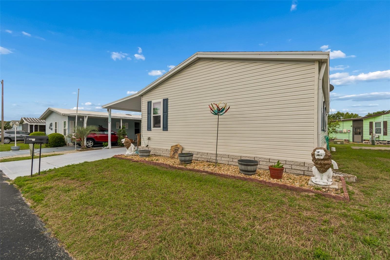 37644 PINATA AVE, ZEPHYRHILLS, FL — photo 4