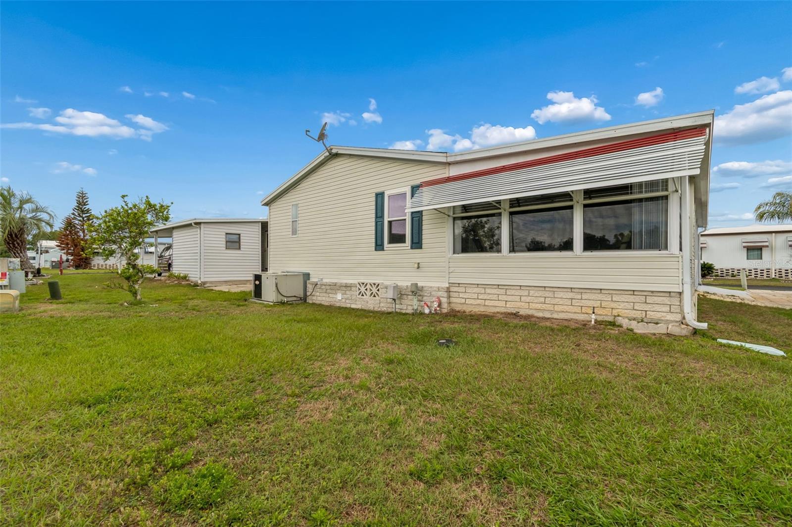 37644 PINATA AVE, ZEPHYRHILLS, FL — photo 5