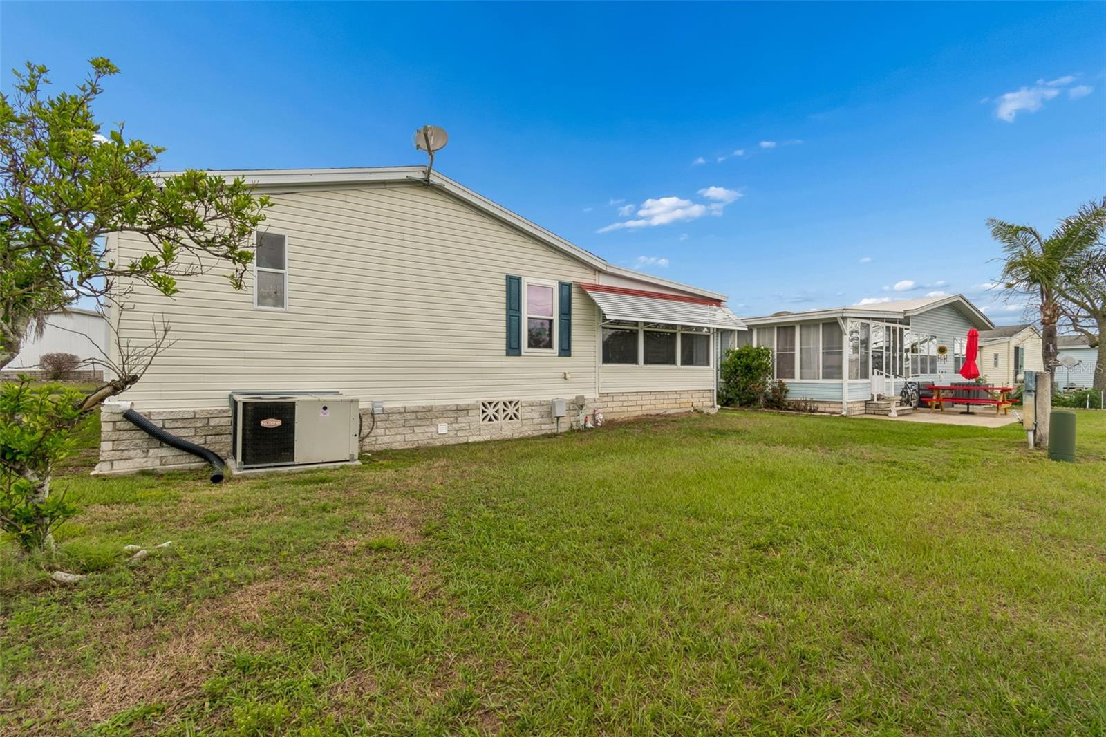 37644 PINATA AVE, ZEPHYRHILLS, FL — photo 7