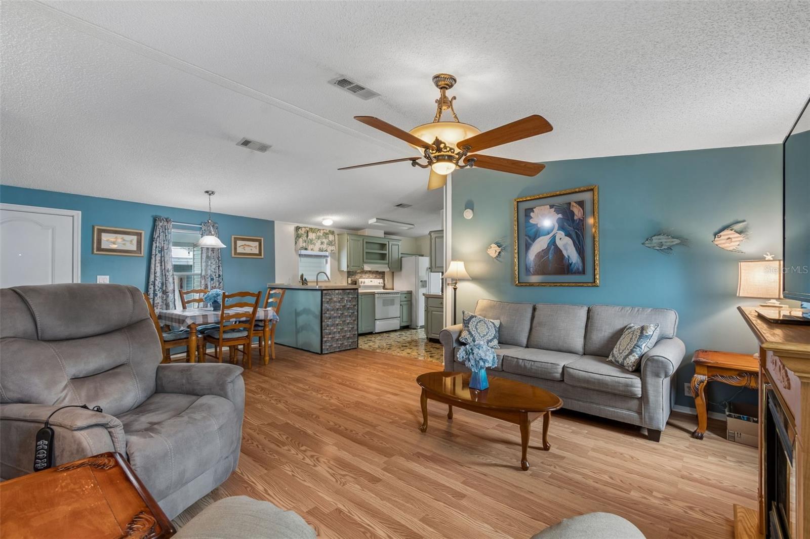 37644 PINATA AVE, ZEPHYRHILLS, FL — photo 16