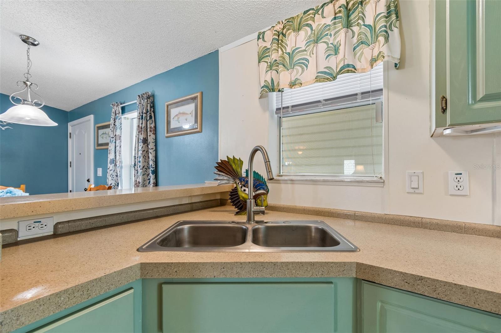 37644 PINATA AVE, ZEPHYRHILLS, FL — photo 28