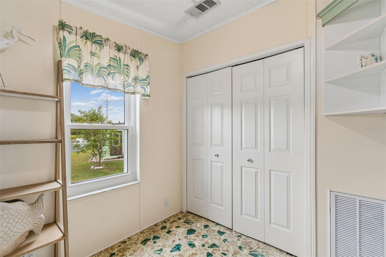 37644 PINATA AVE, ZEPHYRHILLS, FL — photo 32