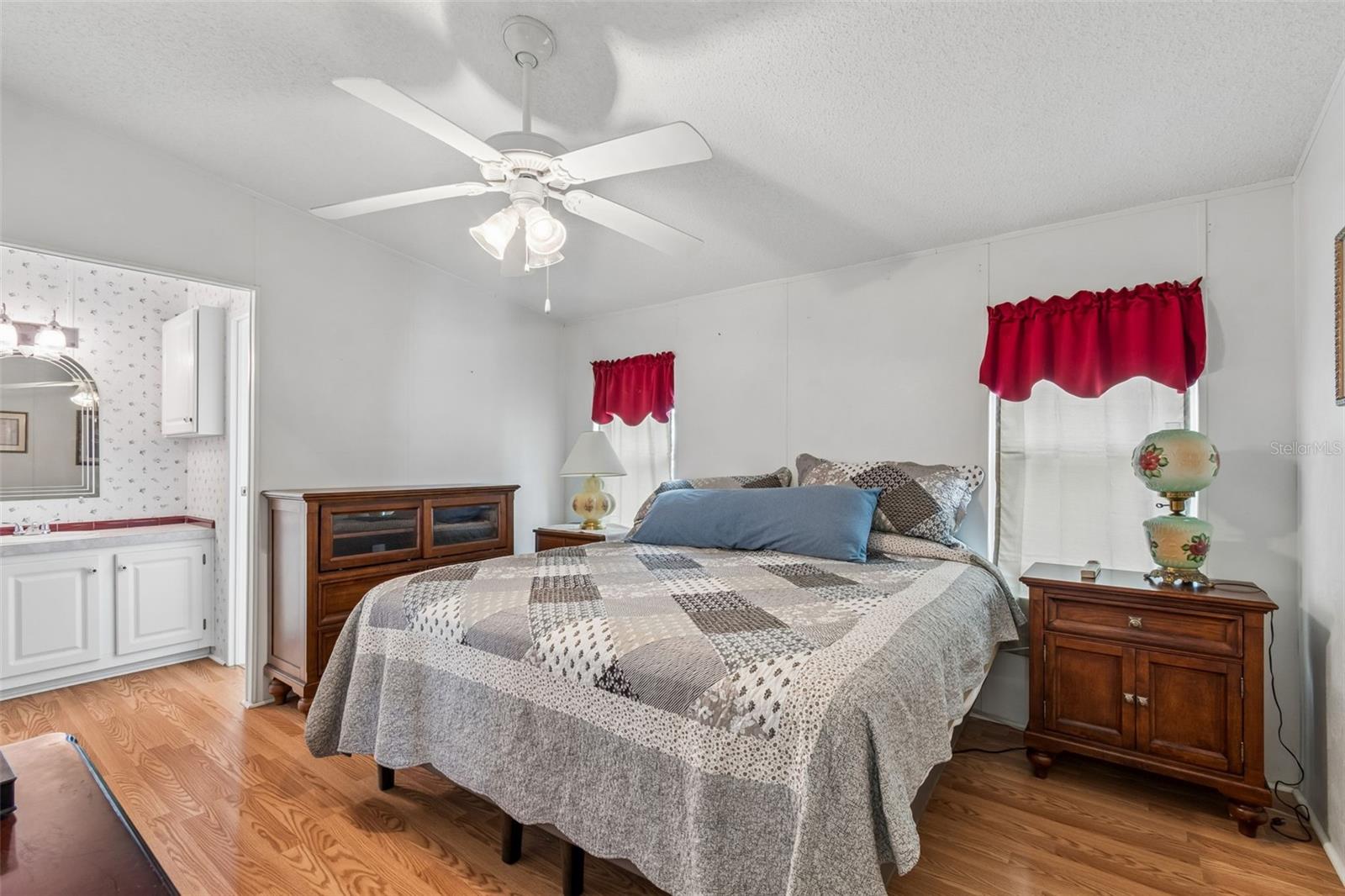 37644 PINATA AVE, ZEPHYRHILLS, FL — photo 42