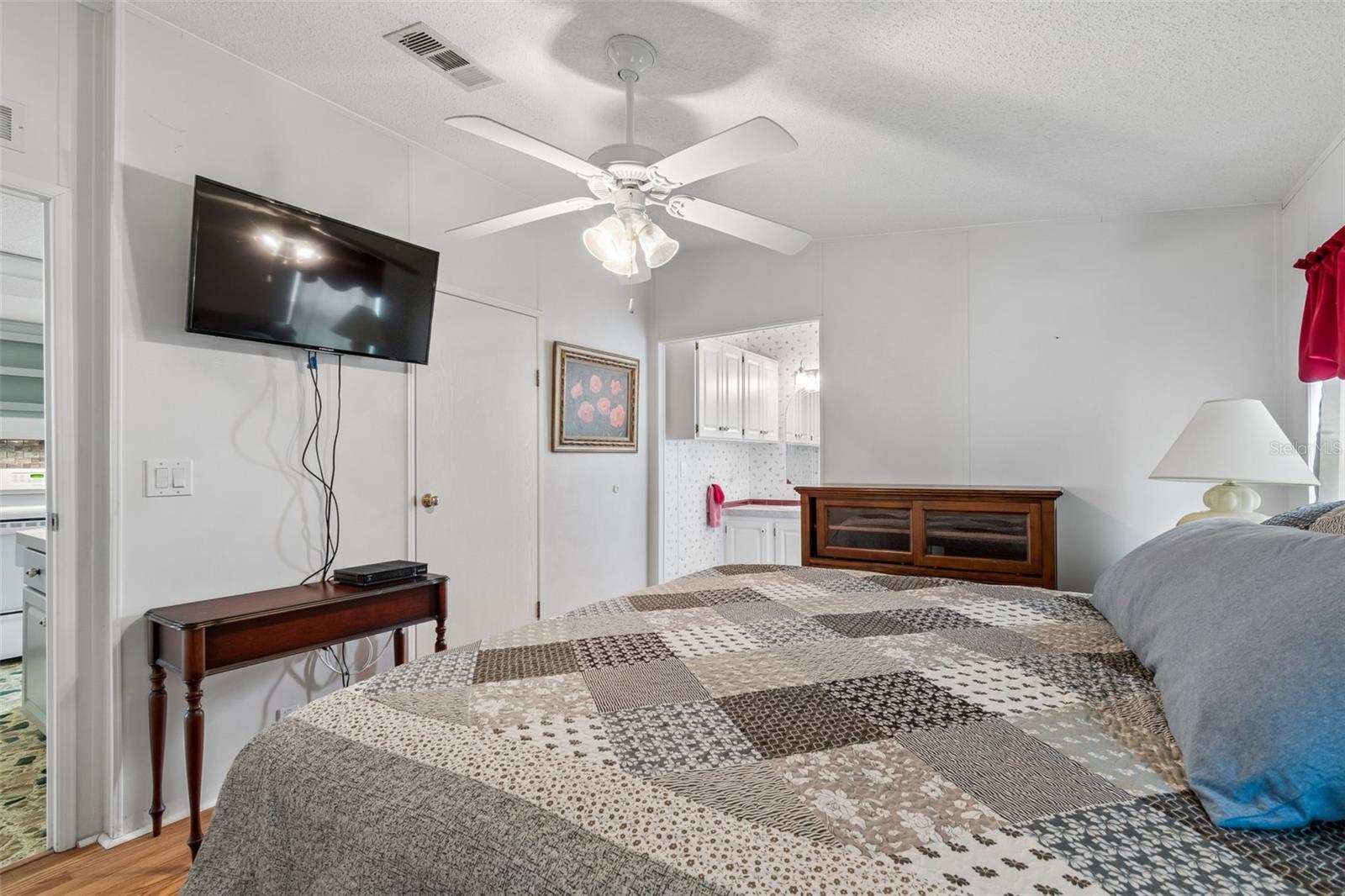 37644 PINATA AVE, ZEPHYRHILLS, FL — photo 47