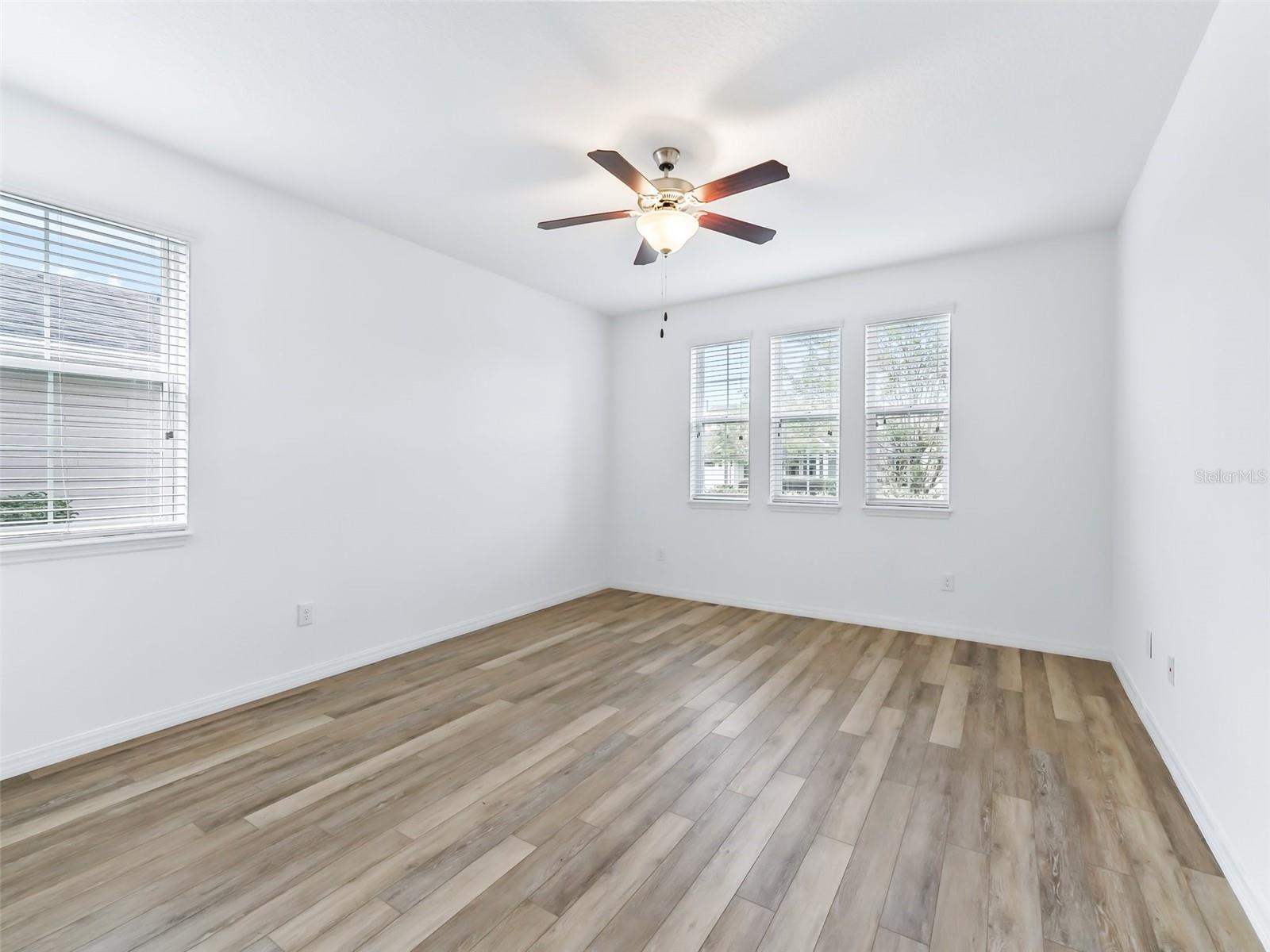 4976 NW 35TH LANE RD, OCALA, FL — photo 9