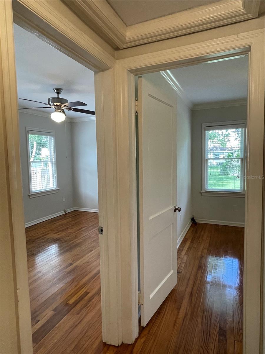 303 S AUDUBON AVE, TAMPA, FL — photo 17